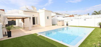 Casa en Nueva Torrevieja - Aguas Nuevas, Torrevieja