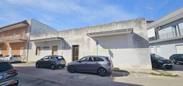 Casa indipendente in vendita in via Puglia s.n.c