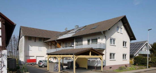 Vermietetes Mehrfamilienhaus mit 4 Wohneinheiten, 1.972 m² Grundstück und Ökonomie in Bühl-Oberbruch!