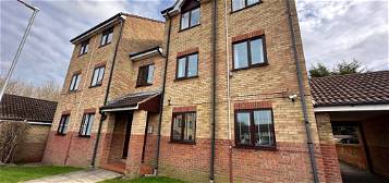 Flat to rent in Markwell Wood, Harlow CM19