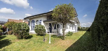 Villa in vendita in via Manzù