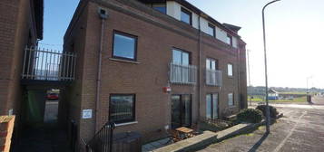 2 bedroom ground floor flat for sale