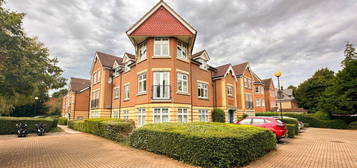 Flat to rent in Beechfield Court, 2-4 Grandfield Avenue, Watford WD17