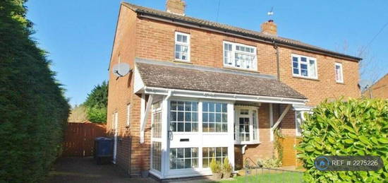 2 bedroom semi-detached house