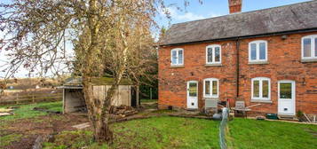 3 bedroom semi-detached house