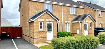 2 bedroom semi-detached house for sale