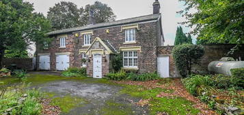 5 bed detached house for sale