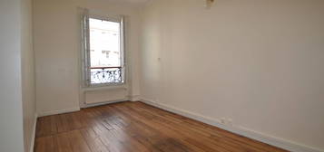 Appartement  à vendre, 3 pièces, 2 chambres, 44 m²