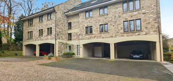 Flat to rent in Ashdale Court, Harlow Manor Park, Harrogate HG2