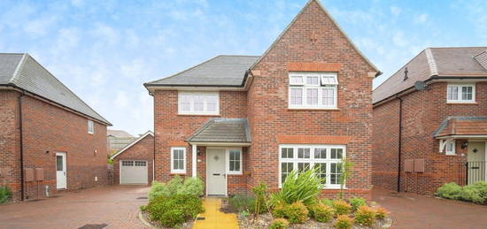 3 bed detached house for sale