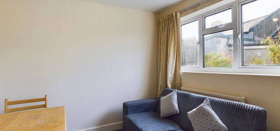 4 bed shared accommodation to rent