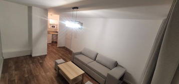 Libre de suite joli studio meublé 26m²