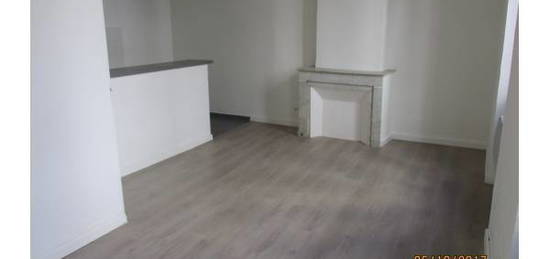 Appartement  à louer, 2 pièces, 1 chambre, 49 m²