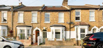 Terraced house to rent in Northway Road, London SE5