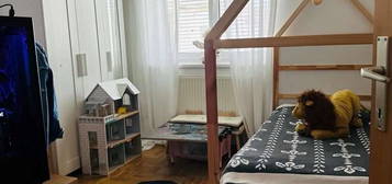 Wunderschöne Balkonwohnung mit 3-Zimmer in Attnang-Puchheim! Privater Parkplatz und Keller vorhanden! KEINE BEFRISTUNG