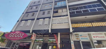 BORNOVA ATA DURAĞINDA KİRALIK 3+1 OTOPARKLI DAİRE