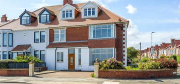 6 bedroom semi-detached house for sale