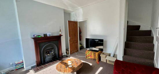 2 bedroom terraced house