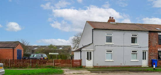 3 bed semi-detached house for sale