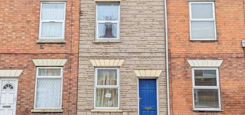 2 bedroom terraced house