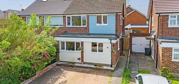 3 bed semi-detached house for sale