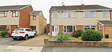 3 bedroom semi-detached house for sale