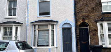 2 bed terraced house to rent