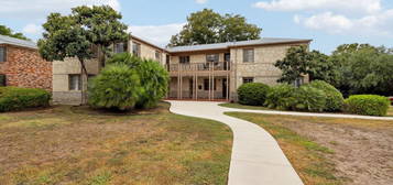 515 E Olmos Dr Apt 1, Olmos Park, TX 78212