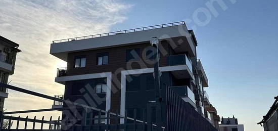 Antalya Aksu Altıntaş mahallesi sıfır eşyalı daire kiralık