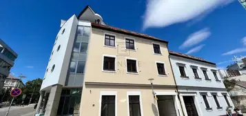 Predaj prémiový 2-izbový byt/apartmán 47 m2 priamo v historickom centre Starého Mesta v projekte BLoKK v Bratislave.