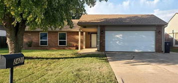 2421 SW 101st St, Oklahoma City, OK 73159