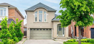 46 Guery Cres, Vaughan, ON L4L 9P5