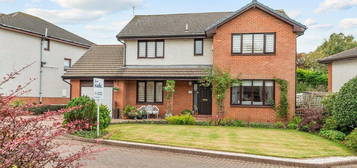 5 bed detached house for sale