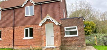 3 bedroom semi-detached house