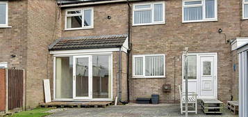 3 bedroom terraced house to rent