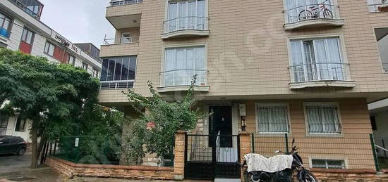 SANCAKTEPE KEMALTÜRKLER MAH SATILIK 2+1 80M2 YÜKSEK GİRİŞ DAİRE