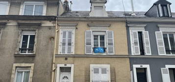 Maison  à vendre, 7 pièces, 4 chambres, 123 m²