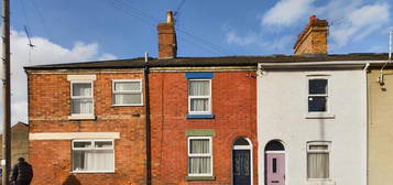 2 bed terraced house for sale