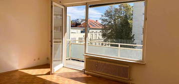 Freundliche 2-Zimmer-Wohnung in Uni- und Geidorfplatz-Nähe. Im Grünen. Sonniger Balkon. Heizkosten inkludiert