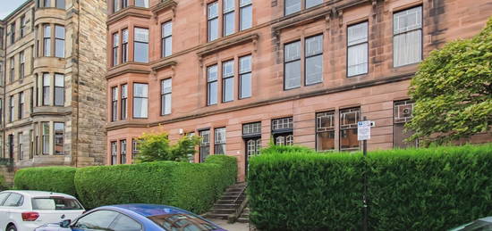 Flat to rent in Novar Drive, Hyndland, Glasgow G12