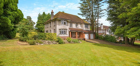 5 bed detached house for sale