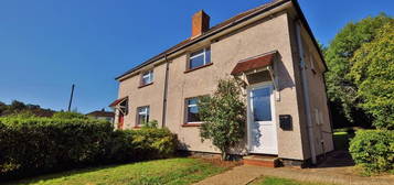 4 bedroom semi-detached house