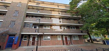 Flat for sale in Spelman Street, London E1