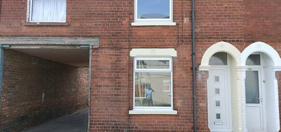 3 bedroom terraced house to rent