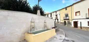 Casa adosada en Loranca de Taju&#xF1;a