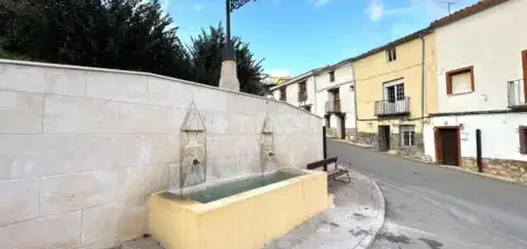 Casa adosada en Loranca de Taju&#xF1;a