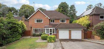 4 bed detached house for sale