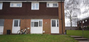 End terrace house to rent in Rye Close, Guildford GU2