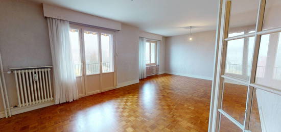 Appartement centre ville de Nevers - 63M2