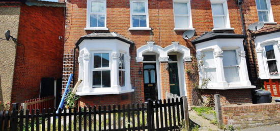 Semi-detached house to rent in Chase Road, Brentwood CM14